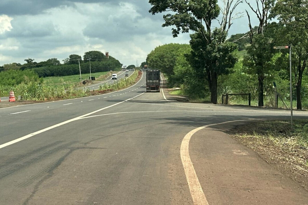 Obra para concluir a duplicação da PR-317 entre Maringá e Iguaraçu tem contrato assinado 3 pr 317 entre maringa e iguaracu 004 - Saiba Já News