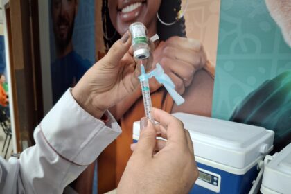 Maringá amplia campanha de vacinação contra gripe: imunização para todos