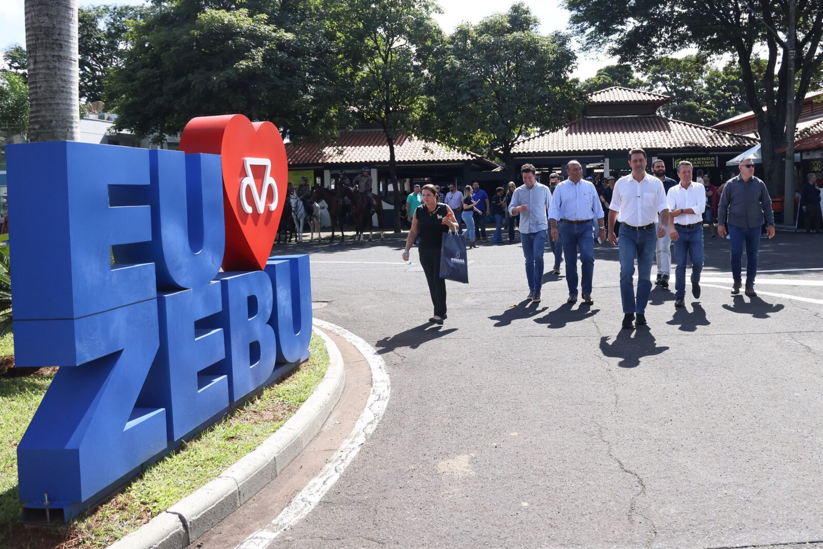 Paraná mostra força na pecuária durante a 90ª ExpoZebu em Minas Gerais 13 whatsapp image 2025 04 26 at 12.14.00 1