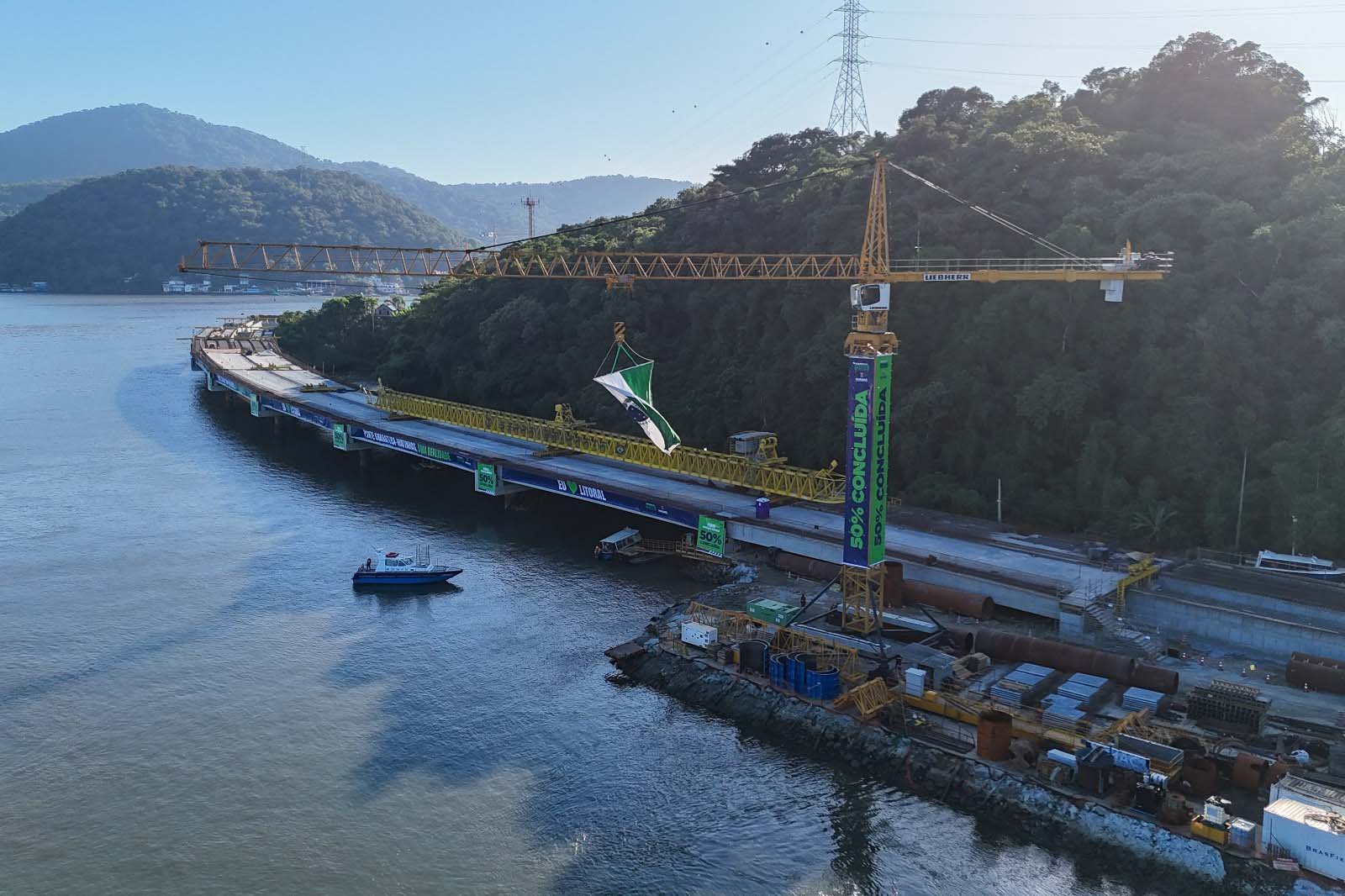 Do sonho à realidade: Governador Ratinho Junior visitou canteiro de obras da Ponte de Guaratuba que alcançou 50% de conclusão 26 whatsapp image 2025 05 01 at 13.37.23