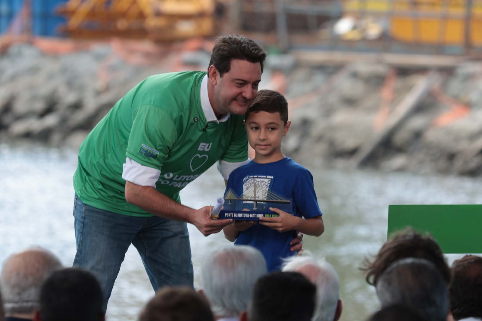Do sonho à realidade: Governador Ratinho Junior visitou canteiro de obras da Ponte de Guaratuba que alcançou 50% de conclusão 41 whatsapp image 2025 05 01 at 13.37.24 2