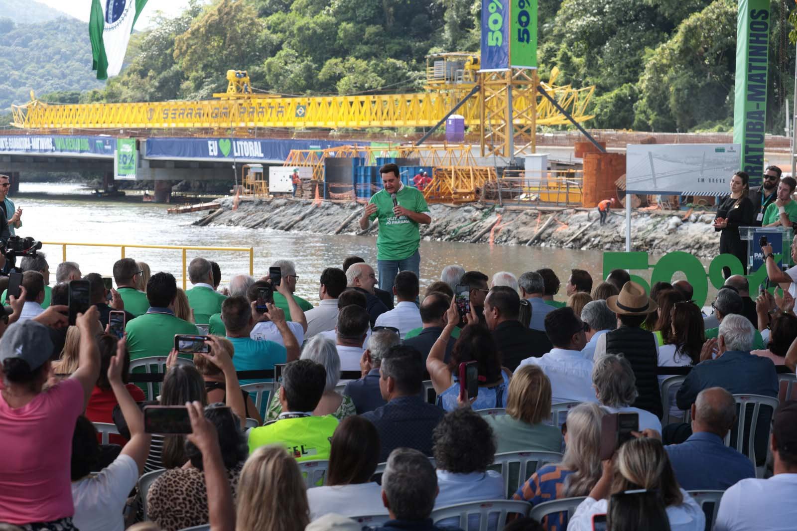 Do sonho à realidade: Governador Ratinho Junior visitou canteiro de obras da Ponte de Guaratuba que alcançou 50% de conclusão 38 whatsapp image 2025 05 01 at 13.37.29 1