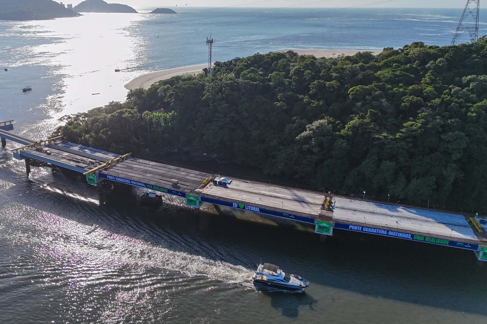 Do sonho à realidade: Governador Ratinho Junior visitou canteiro de obras da Ponte de Guaratuba que alcançou 50% de conclusão 45 whatsapp image 2025 05 01 at 13.37.37 2