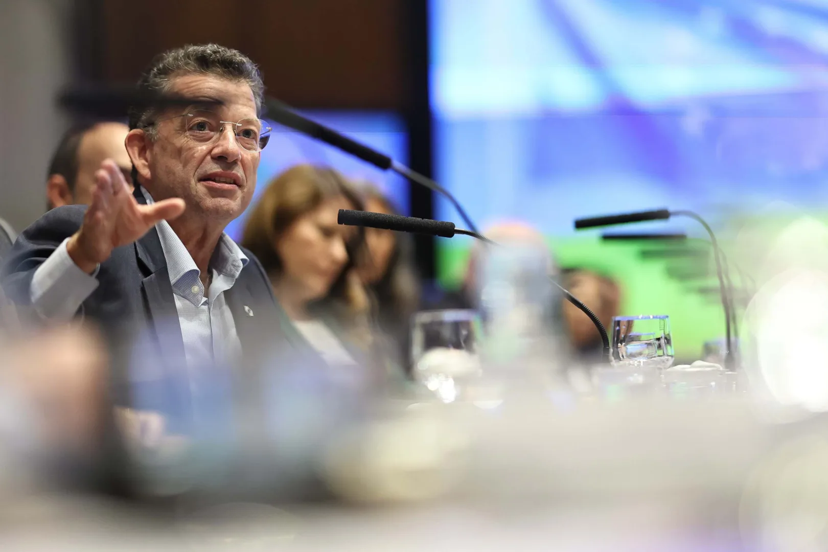 Paraná no mapa global! Ratinho Junior recebe comitiva da União Europeia para fortalecer parcerias, investimentos e impulsionar novas oportunidades no Estado 4 whatsapp image 2025 05 21 at 15.46.28 1