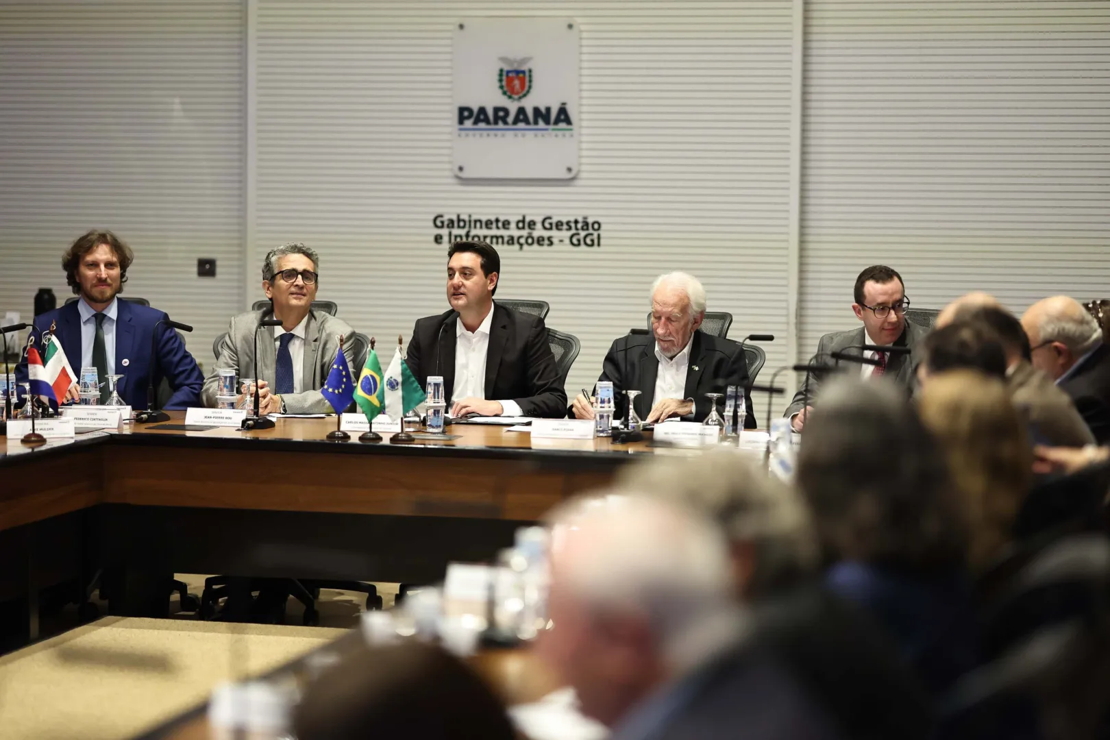Paraná no mapa global! Ratinho Junior recebe comitiva da União Europeia para fortalecer parcerias, investimentos e impulsionar novas oportunidades no Estado 9 whatsapp image 2025 05 21 at 15.46.50