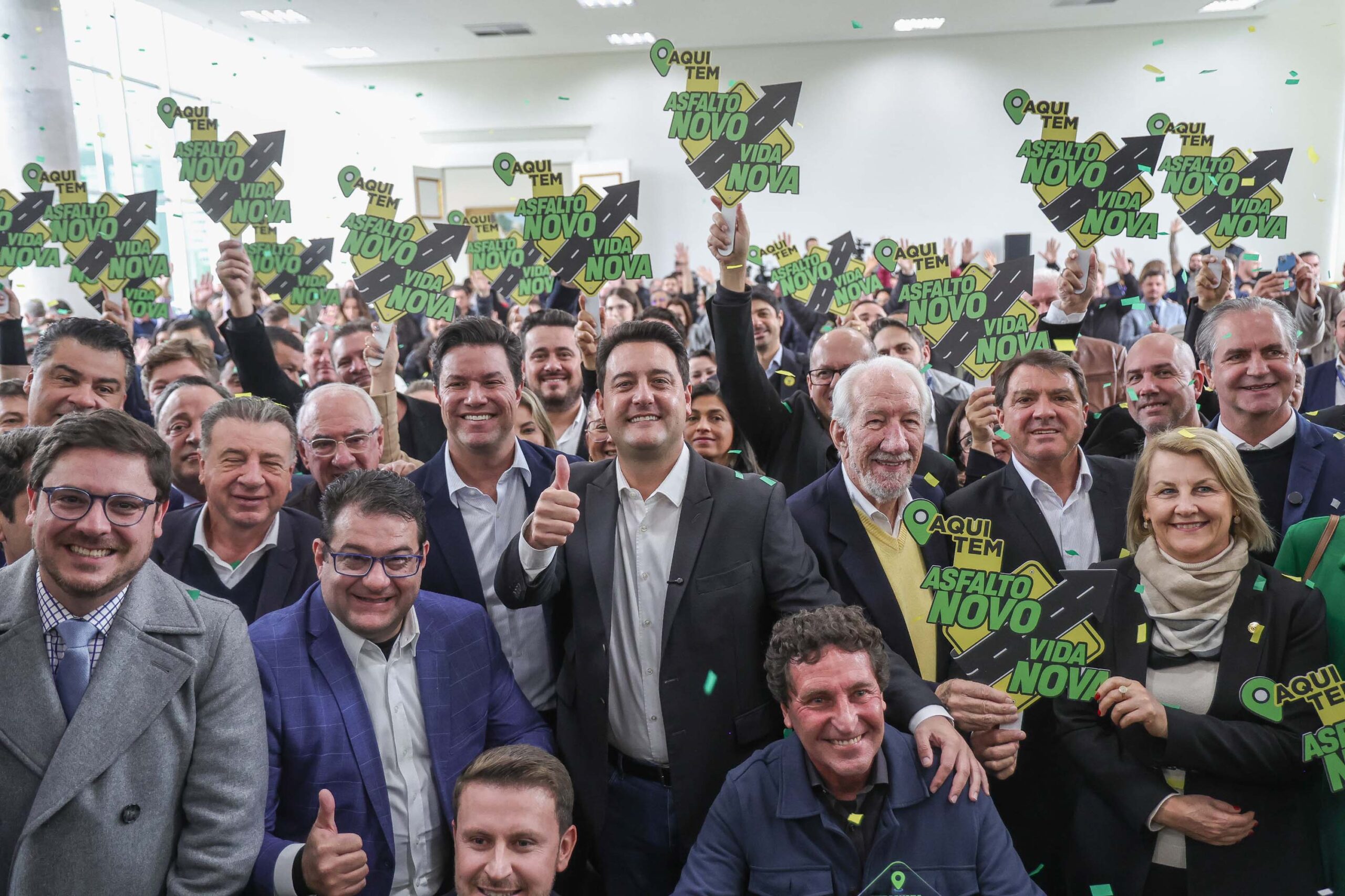Paraná amplia programa Asfalto Novo, Vida Nova e investe R$ 580 milhões na pavimentação urbana 9 whatsapp image 2025 06 02 at 11.57.12 1 scaled