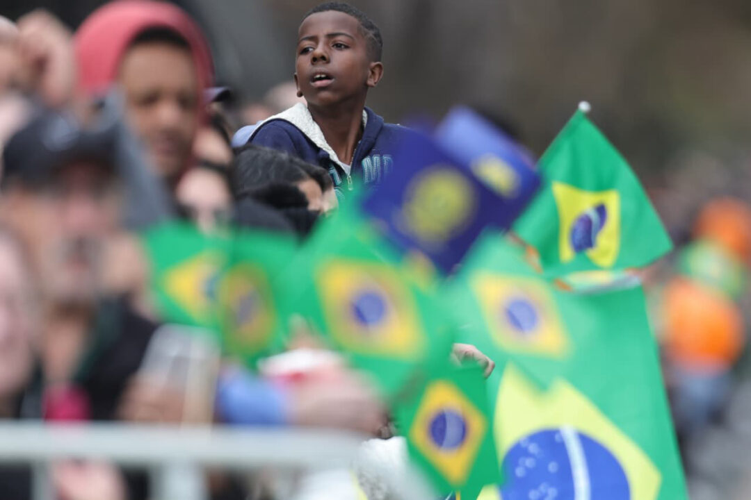 203 anos da Independência: 6,5 mil pessoas desfilam no 7 de Setembro em Curitiba 39 whatsapp image 2025 09 07 at 11.20.17 - Saiba Já News